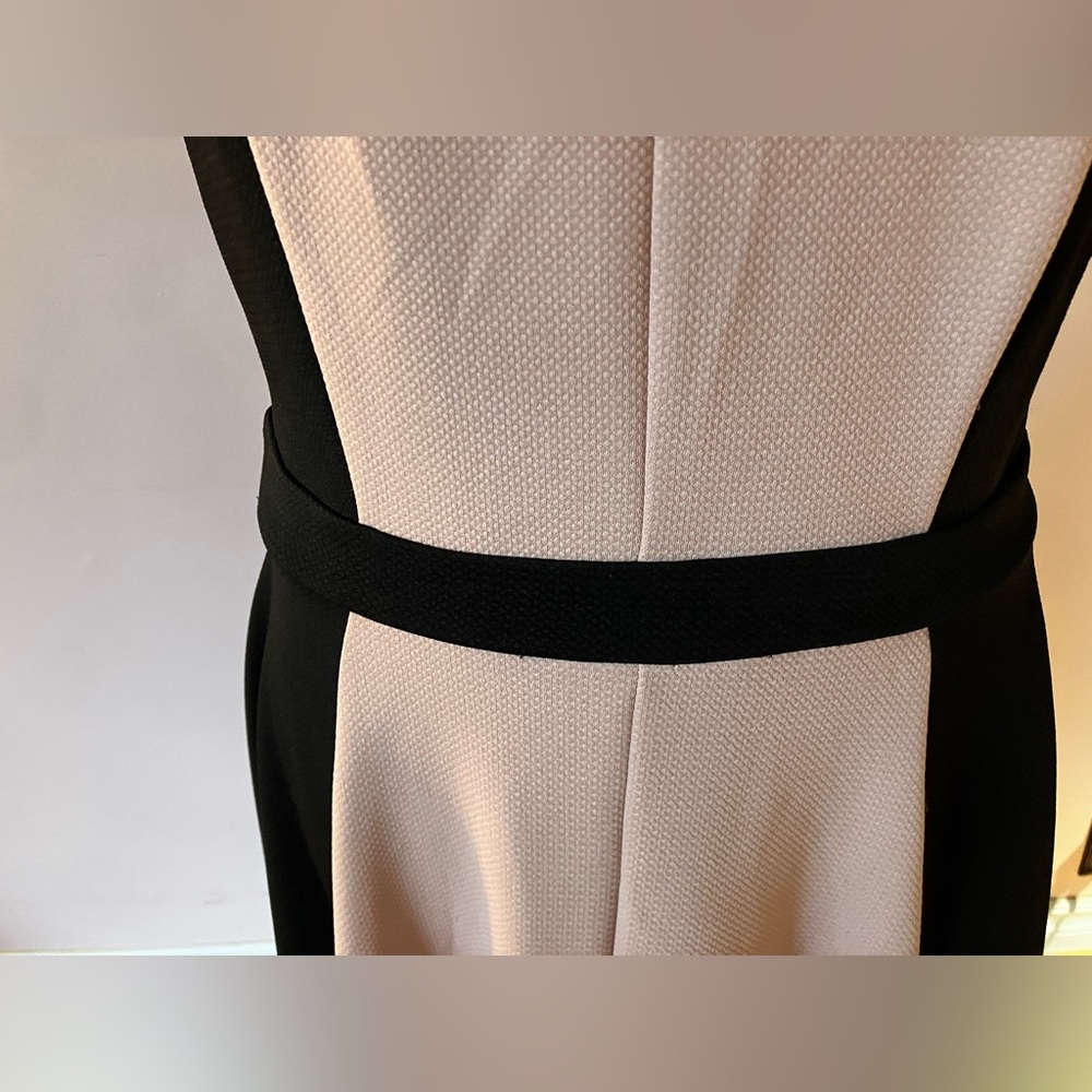 EUC Figure Flattering Black & Peach A-line Dress 14 - Picture 3 of 8
